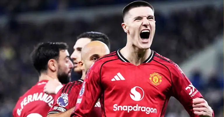 ম্যানচেস্টার ইউনাইটেডের খেলোয়াড়দের উদযাপনের মুহূর্ত